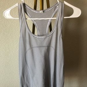 Lululemon tank top